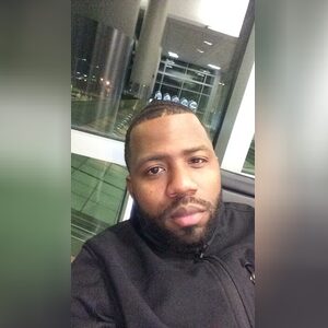 atoks, online dating profile photo