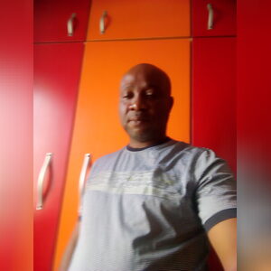 louiseen, online dating profile photo