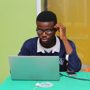 debayo, online dating profile photo