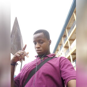 godwinuba, online dating profile photo