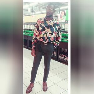 king_k, online dating profile photo