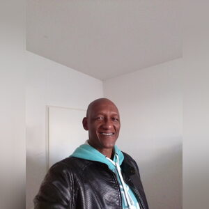 godwins8, online dating profile photo