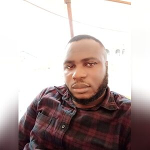 oyeolat, online dating profile photo