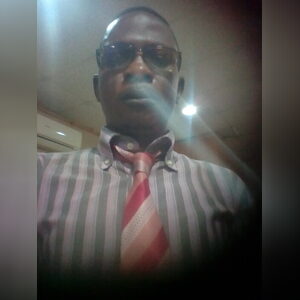 weniola, online dating profile photo