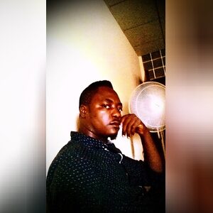 bawaaugu, online dating profile photo