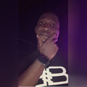 oyewoleg, online dating profile photo