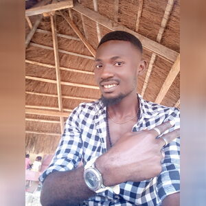 obiokoro, online dating profile photo