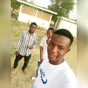 zakiru00, online dating profile photo