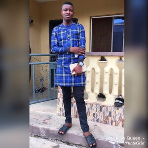 moluwa4-, online dating profile photo