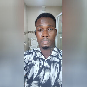 talktuci, online dating profile photo