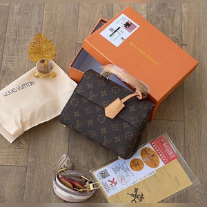 priskafeat, online dating profile photo