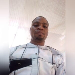 agbemesin, online dating profile photo