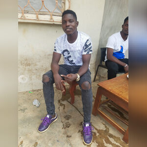 kmoredo, online dating profile photo