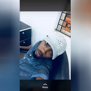 azeezsho, online dating profile photo