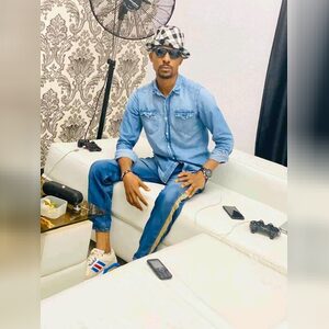 tmrowland, online dating profile photo