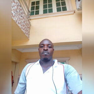 okwe2019, online dating profile photo