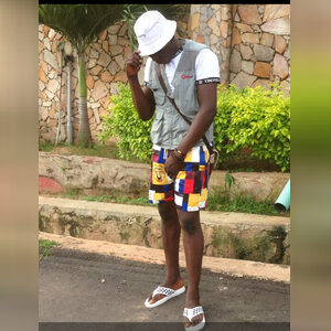 tunde078, online dating profile photo