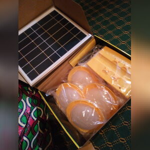 omoiyameji, online dating profile photo