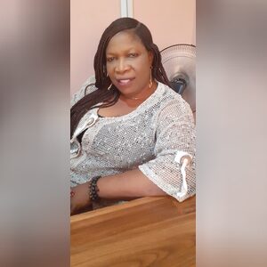 commyuk, online dating profile photo