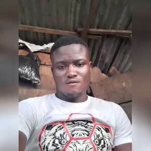akorede30, online dating profile photo