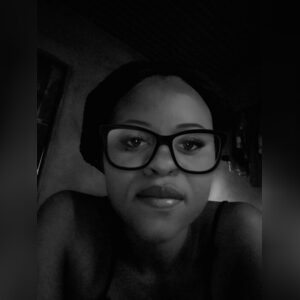 gifty, online dating profile photo