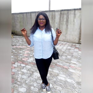 alabieni, online dating profile photo