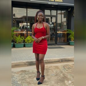 favour36, online dating profile photo