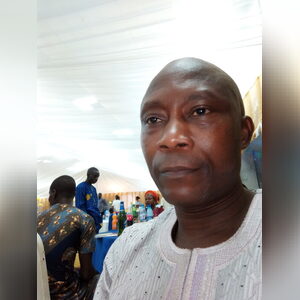 ytunji, online dating profile photo