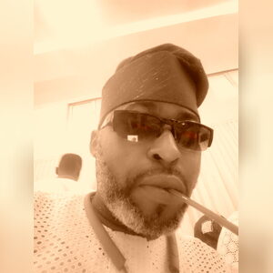 akinlawo, online dating profile photo