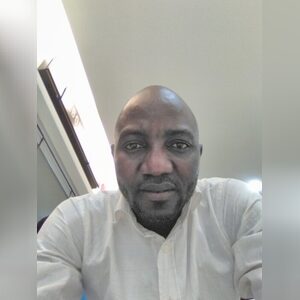 johnsegu, online dating profile photo