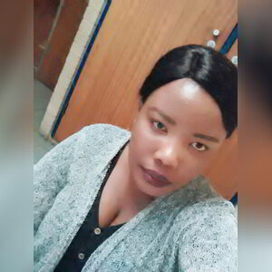 slindile, online dating profile photo