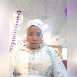 folajiyo, online dating profile photo