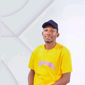 josh_, online dating profile photo