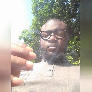 suvosark, online dating profile photo