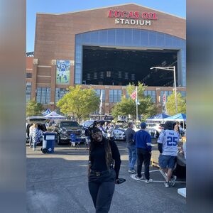 lashanda, online dating profile photo