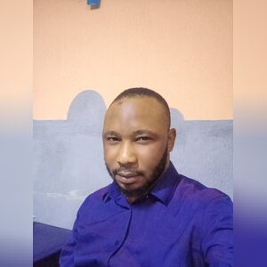 tiloba, online dating profile photo