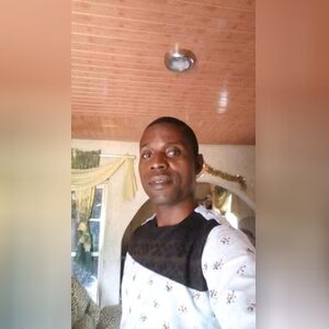 opeyjami, online dating profile photo