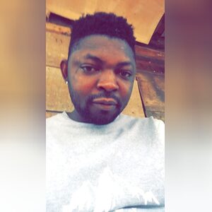 akinrobi, online dating profile photo
