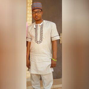 obalola, online dating profile photo