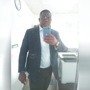 ojo_a, online dating profile photo