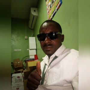 joshtemi, online dating profile photo