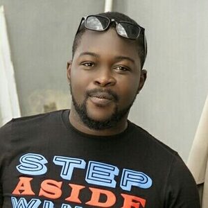 yemiadef, online dating profile photo