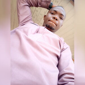 adesola25, online dating profile photo