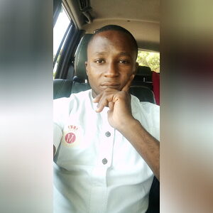 smareval, online dating profile photo