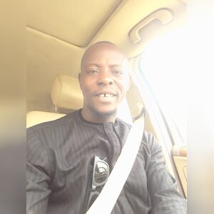 badeoye, online dating profile photo
