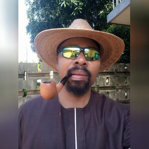 sirterence, online dating profile photo