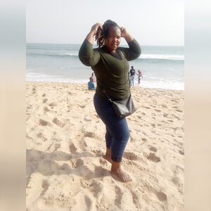 ademi_22, online dating profile photo