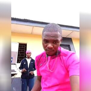 oadeba3-, online dating profile photo