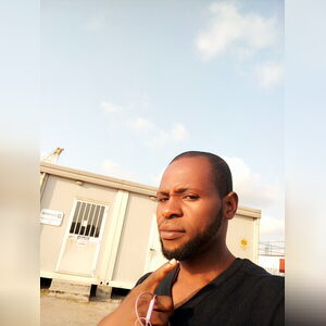 eoluwash, online dating profile photo