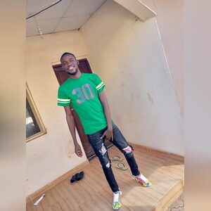 igbolaha, online dating profile photo